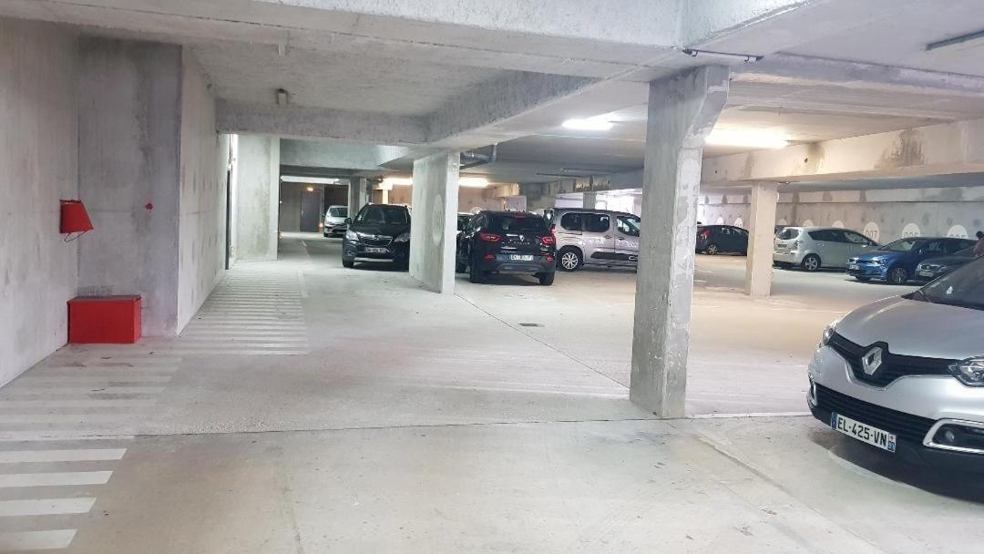 II Appart 2 Pieces, Neuf Rer D A 200M Parking Netflix Evry Courcouronnes Экстерьер фото
